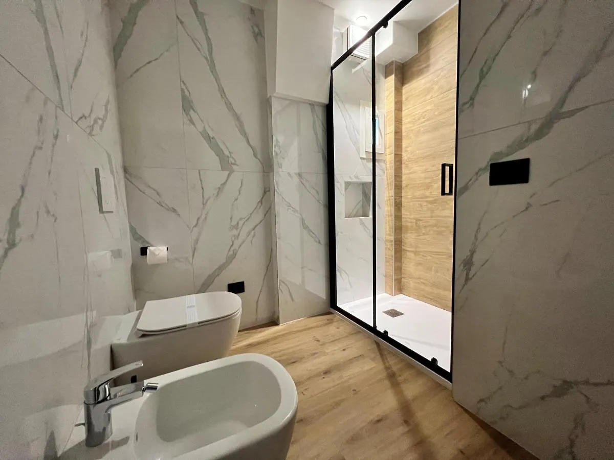 Prestige Duomo Apartment - Lake Como